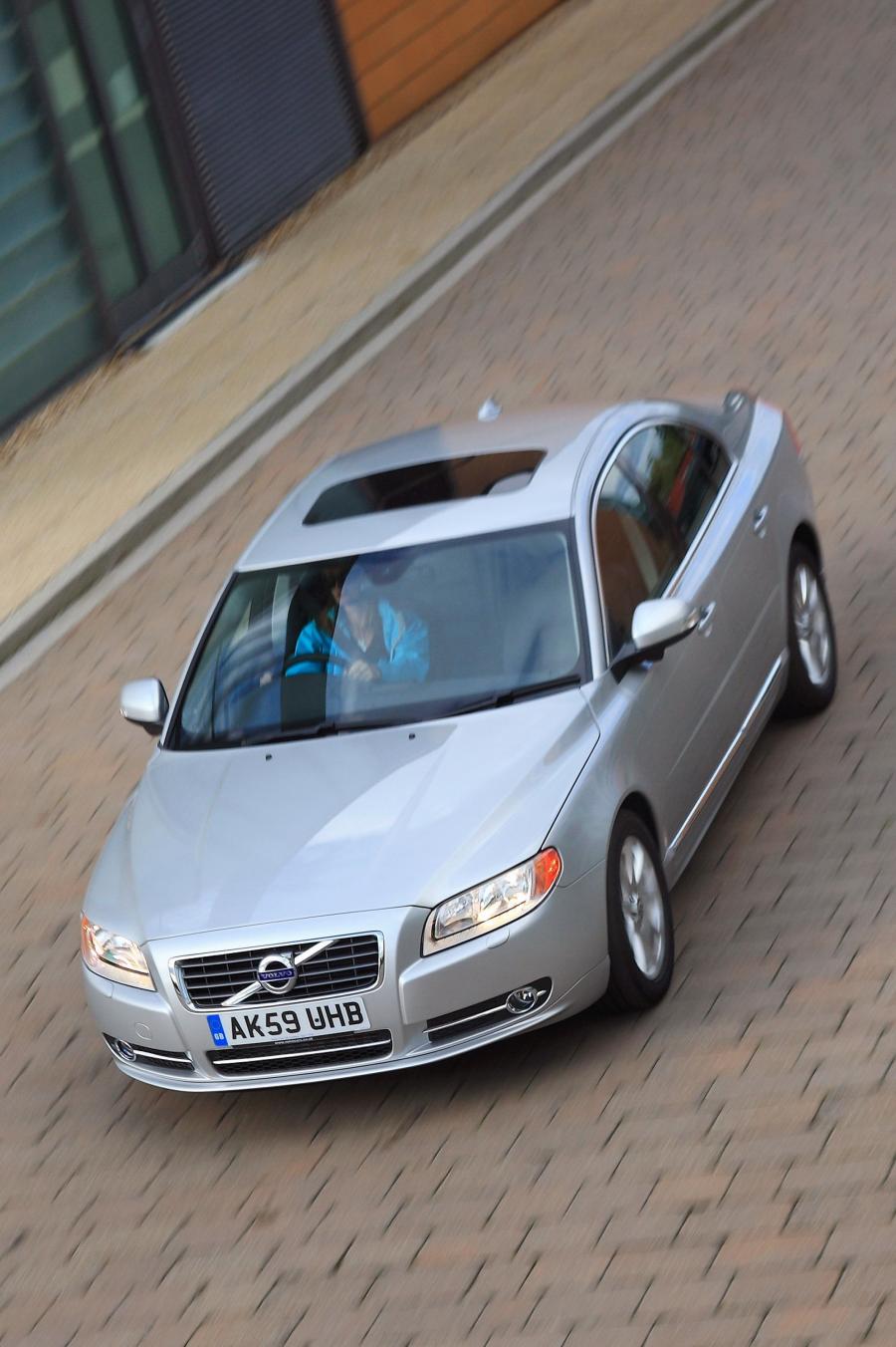  Volvo S80 2009 года  (фото 50 из 76)